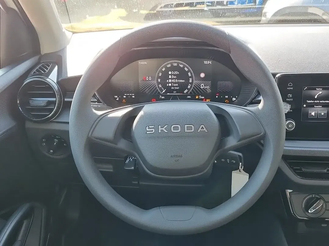 Skoda Fabia - Thumbnail 11