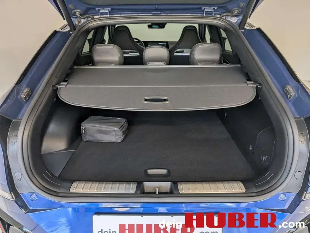 Kia EV6 - Thumbnail 10