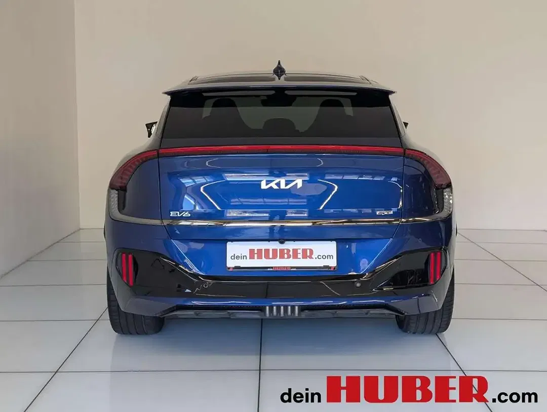 Kia EV6 - Thumbnail 5