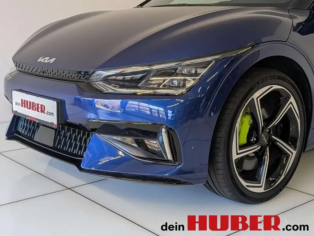 Kia EV6 - Thumbnail 8