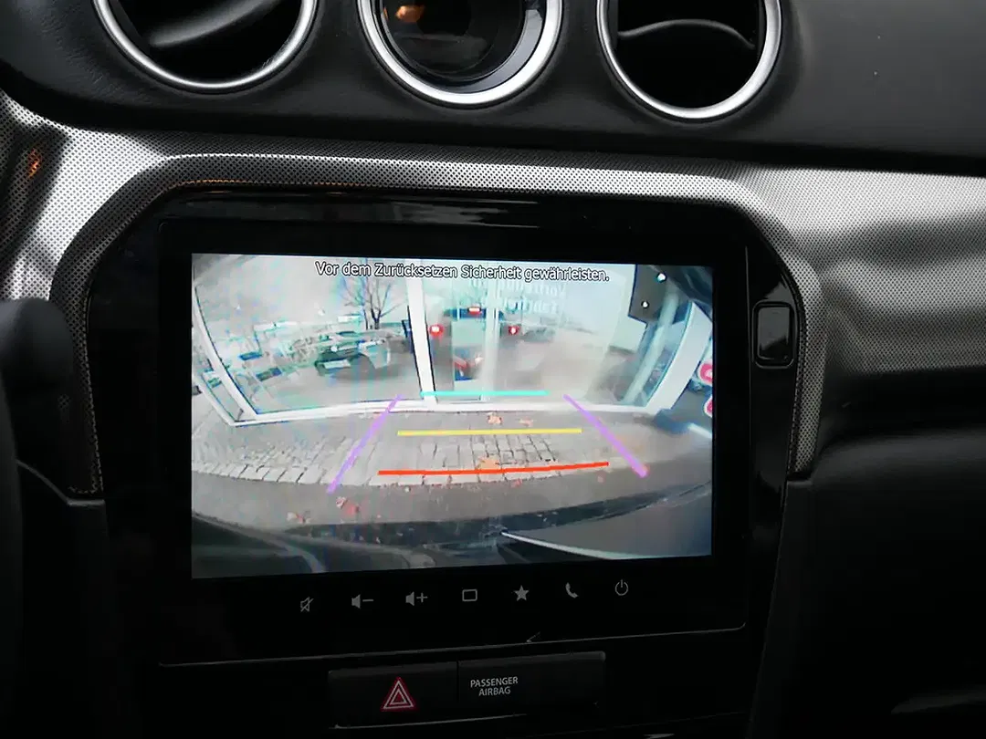 Suzuki Vitara - Thumbnail 12