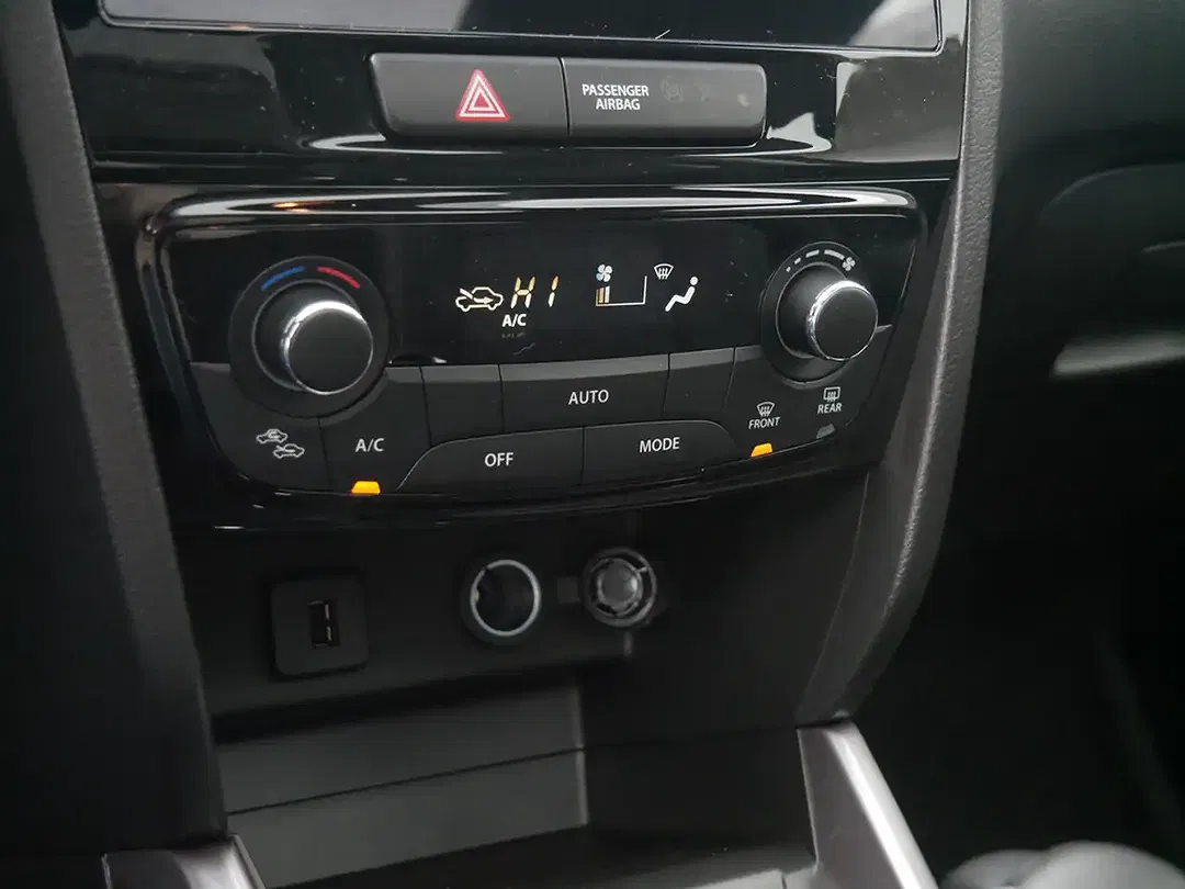 Suzuki Vitara - Thumbnail 13