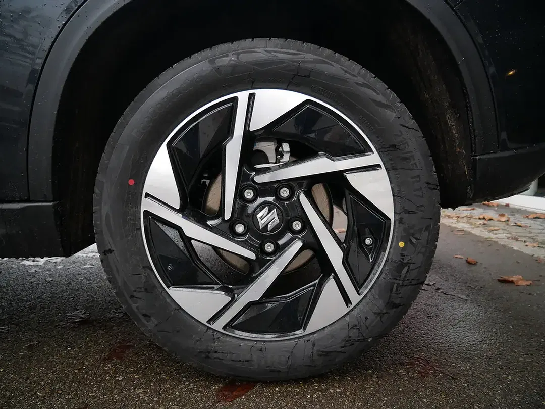Suzuki Vitara - Thumbnail 7