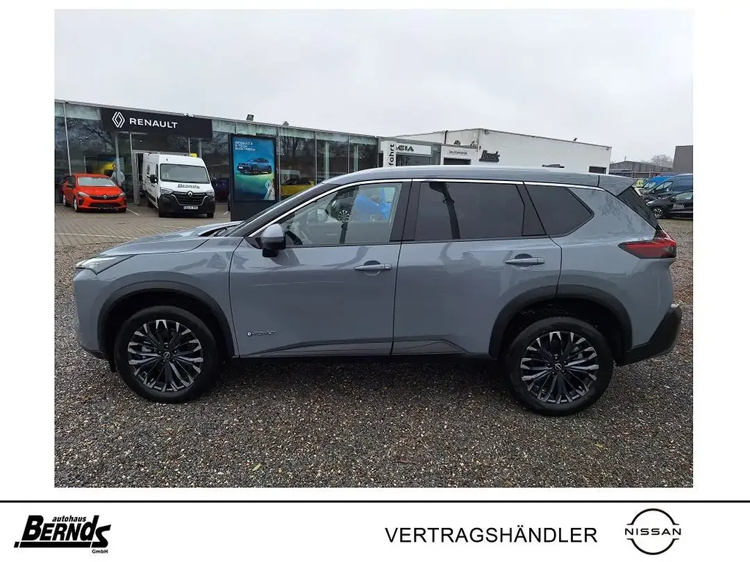 Nissan X-Trail - Thumbnail 3