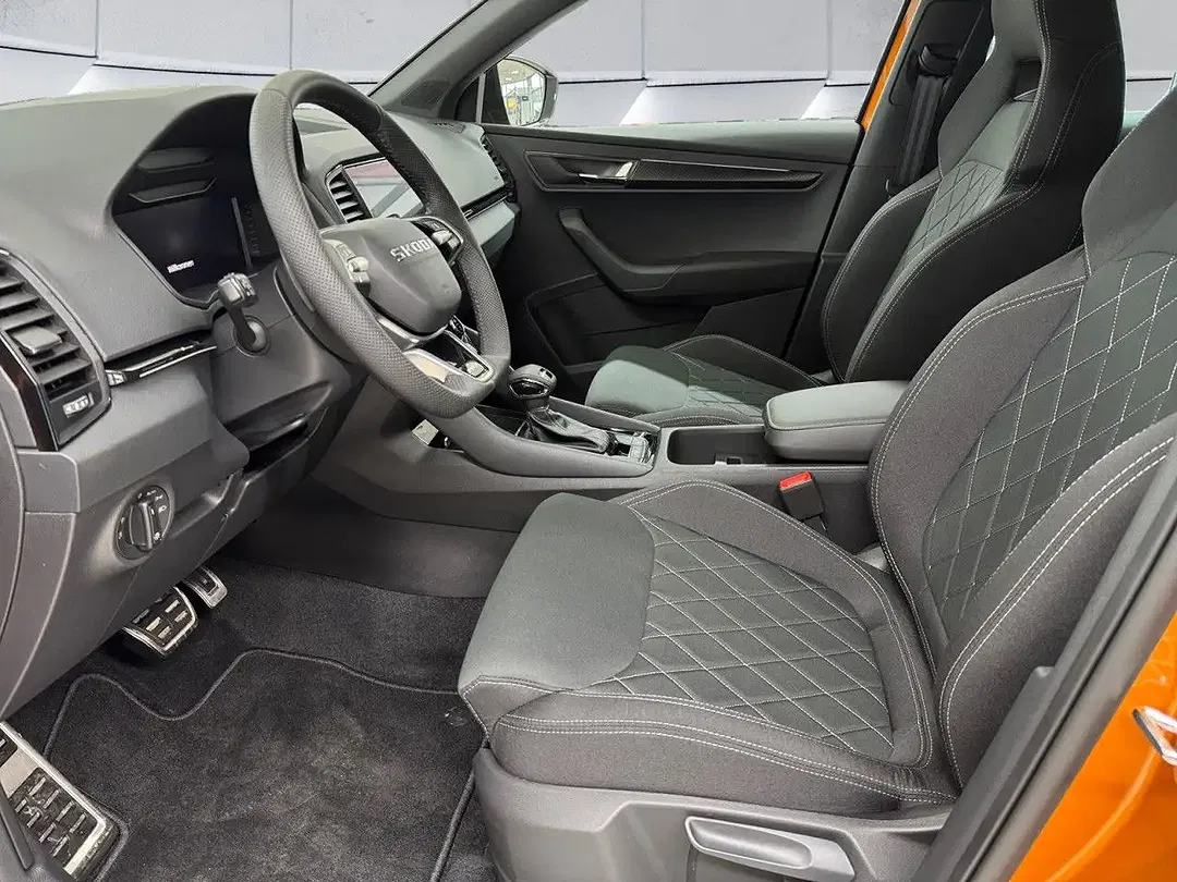 Skoda Karoq - Thumbnail 4
