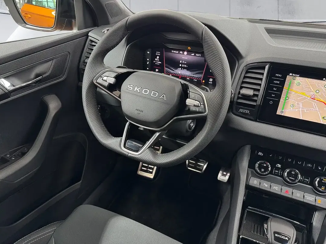 Skoda Karoq - Thumbnail 7