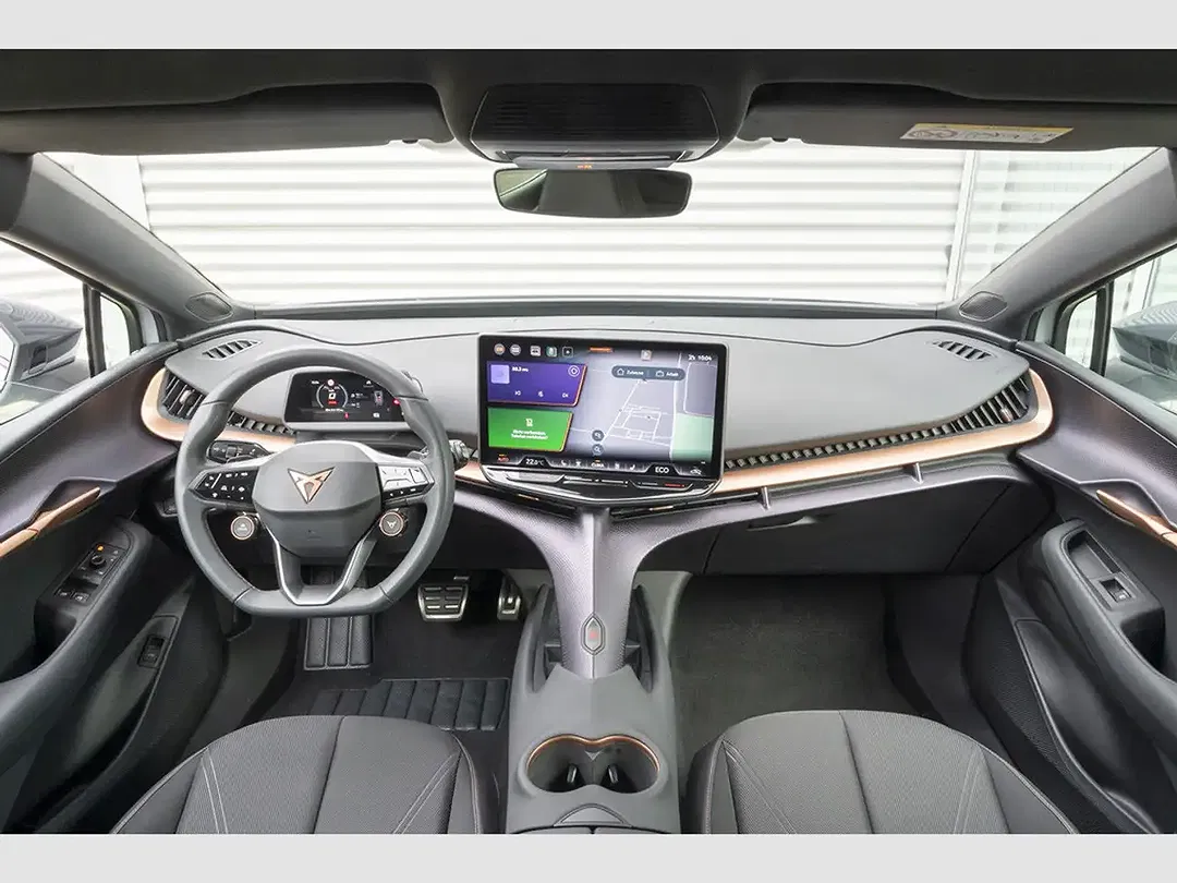 CUPRA Tavascan - Thumbnail 10