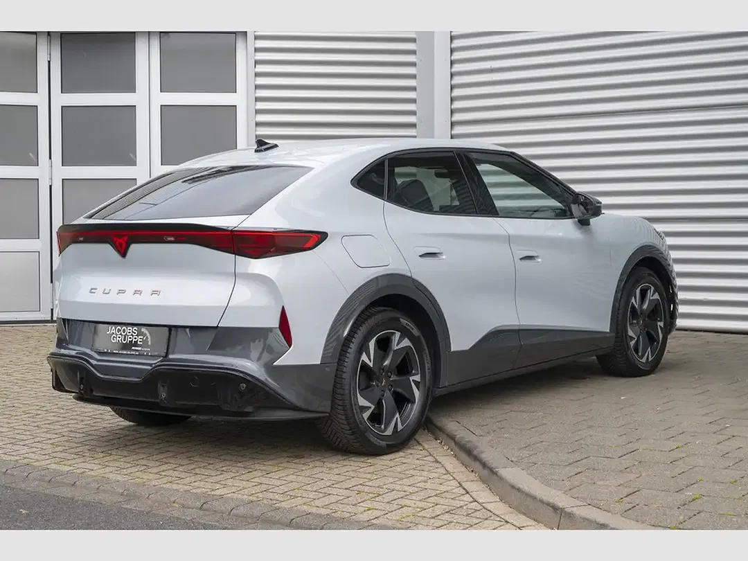 CUPRA Tavascan - Thumbnail 2