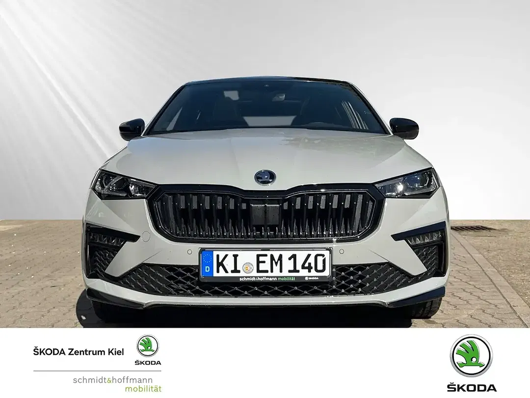 Skoda Scala - Thumbnail 2