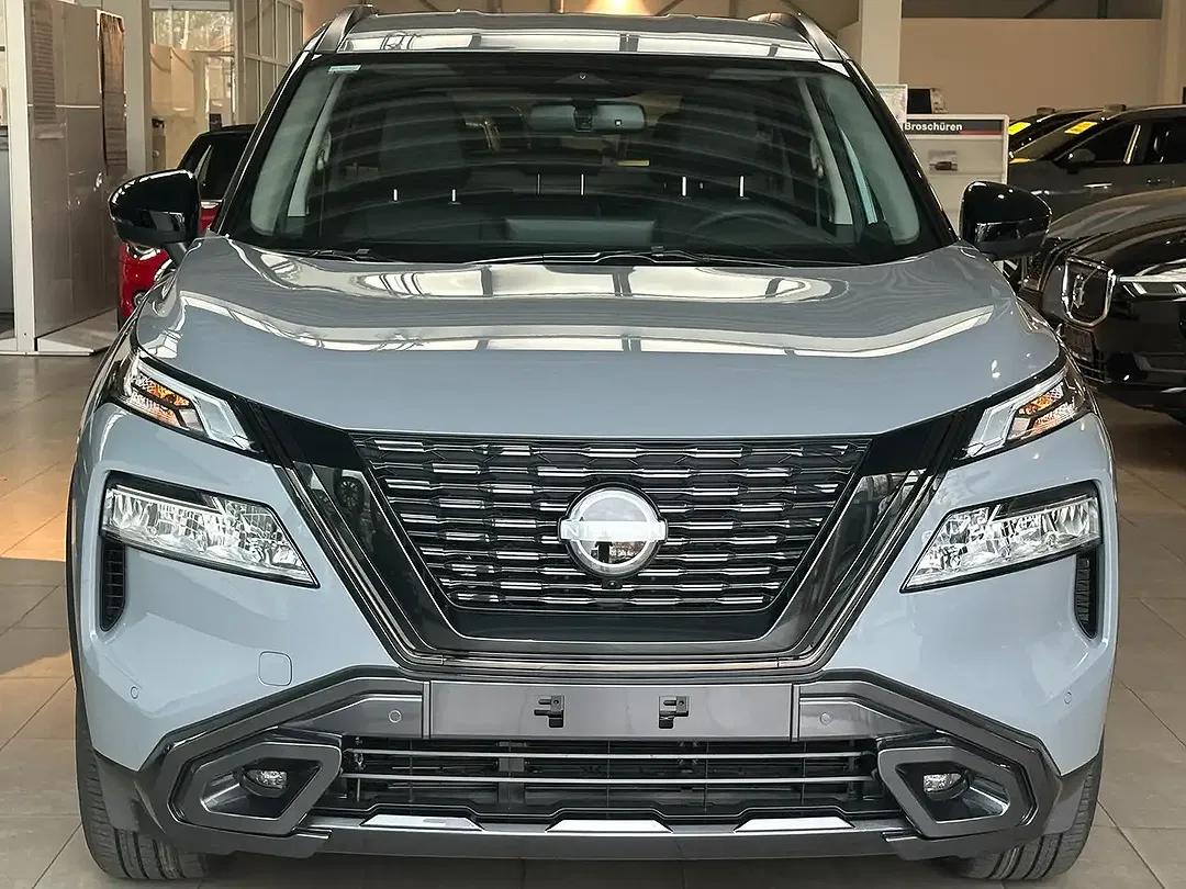 Nissan X-Trail - Thumbnail 2