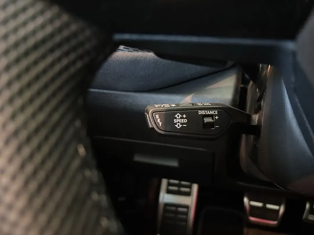 Audi SQ5 - Thumbnail 11