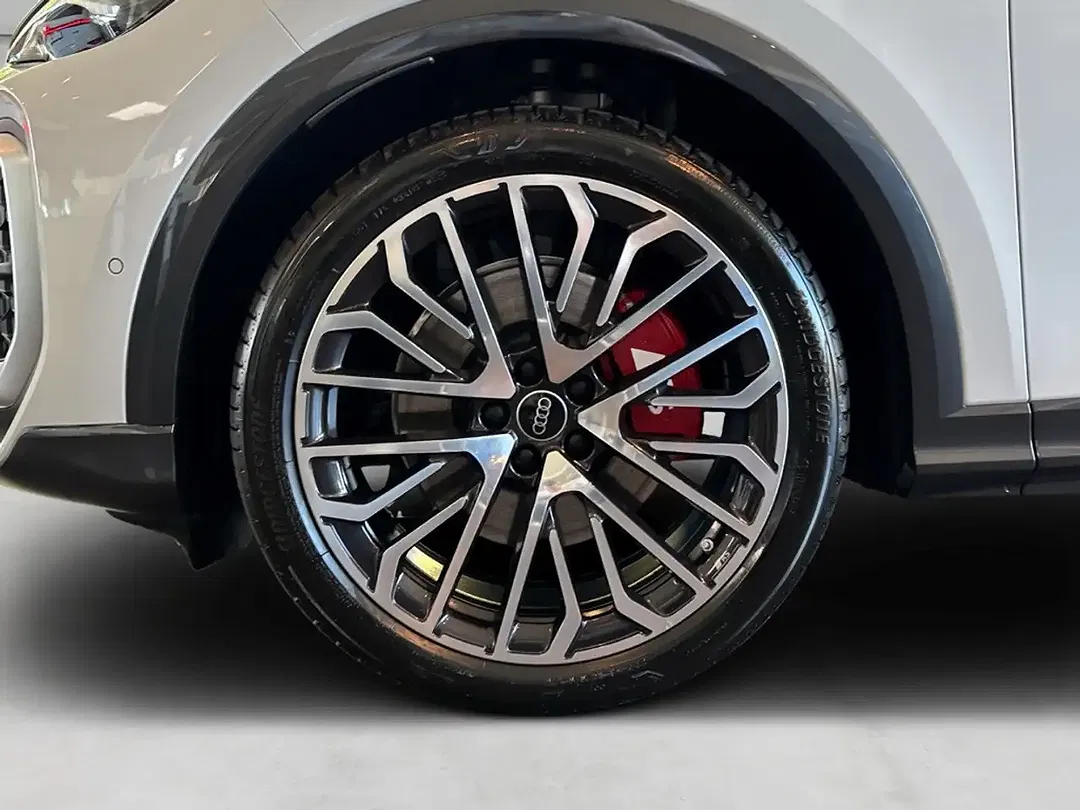 Audi SQ5 - Thumbnail 6