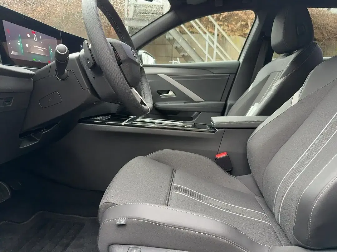 Opel Astra - Thumbnail 11