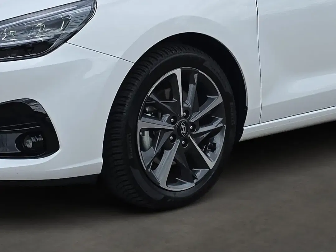 Hyundai i30 - Thumbnail 6