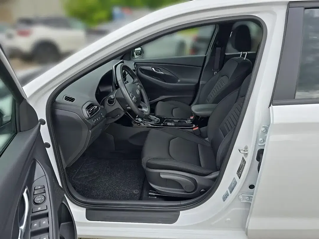 Hyundai i30 - Thumbnail 7