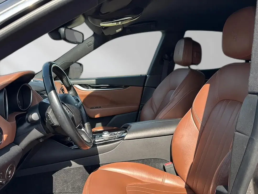 Maserati Levante - Thumbnail 10