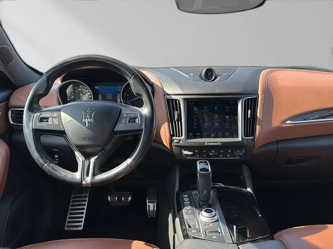 Maserati Levante - Thumbnail 11
