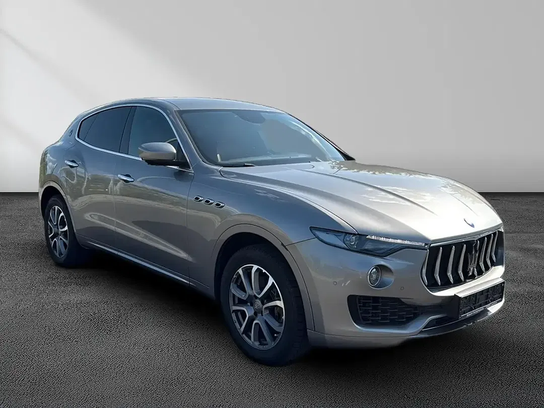 Maserati Levante - Thumbnail 8