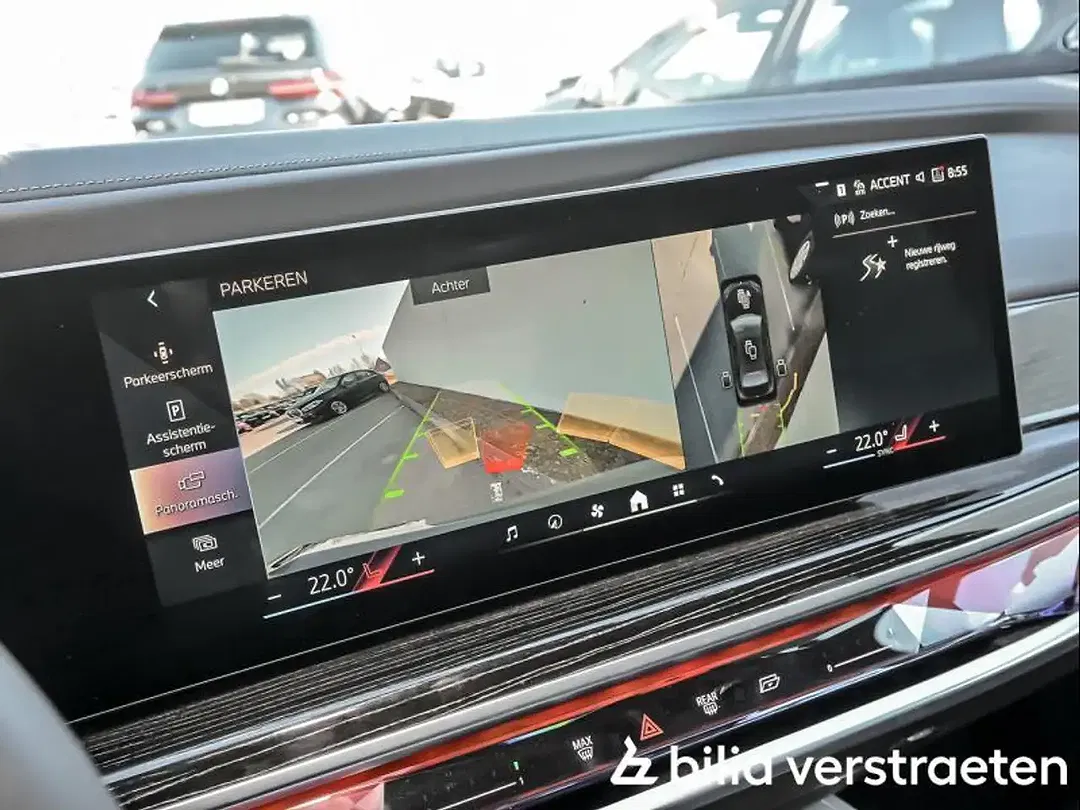 BMW i7 - Thumbnail 15