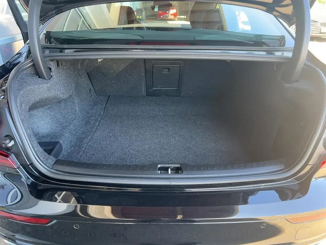 Volvo S60 - Thumbnail 10