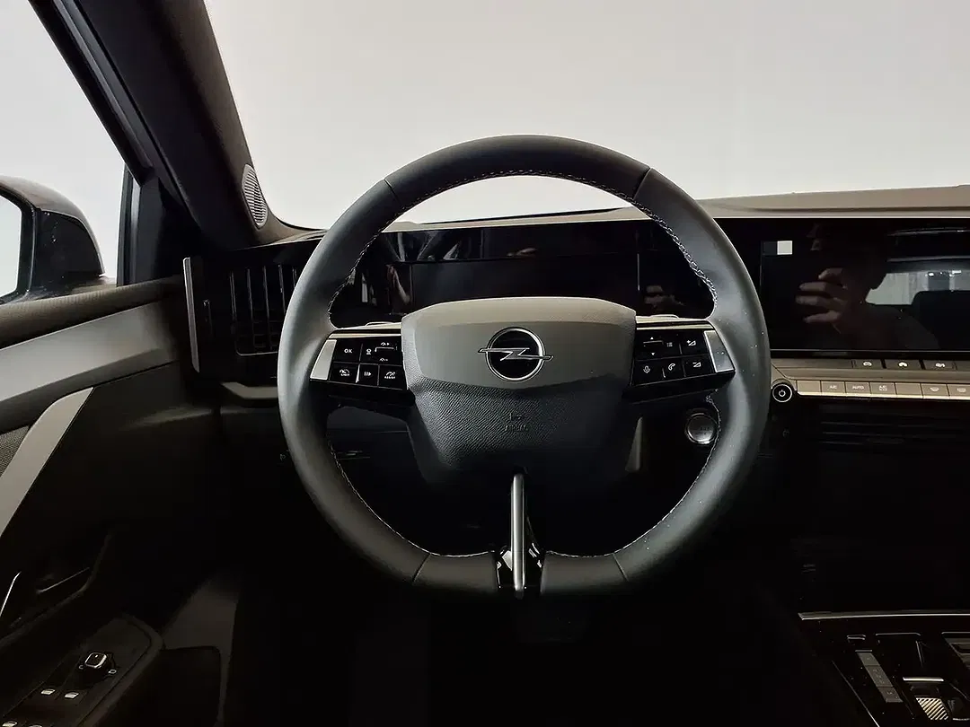 Opel Astra - Thumbnail 12