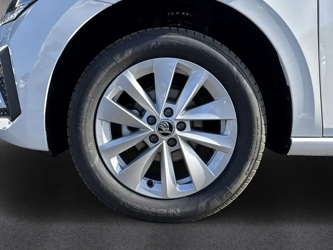 Skoda Scala - Thumbnail 14