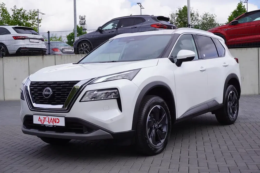 Nissan X-Trail - Thumbnail 1