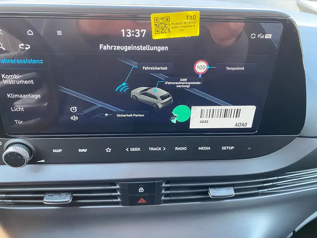 Hyundai i20 - Thumbnail 26
