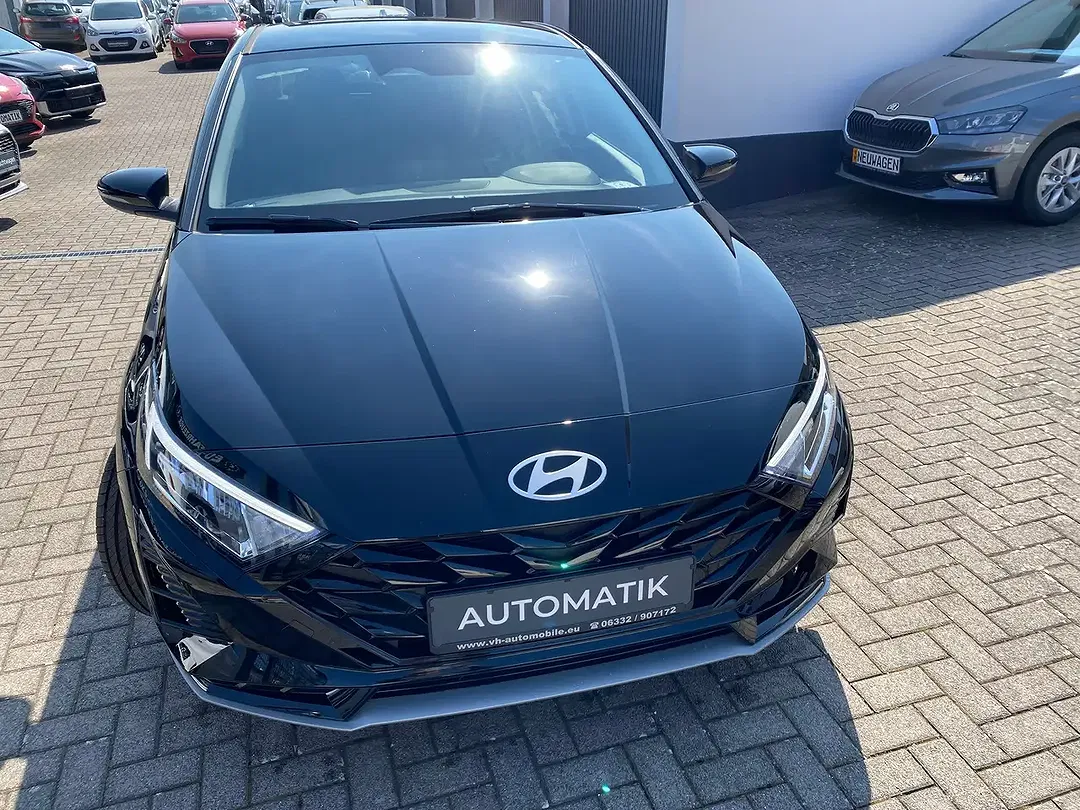Hyundai i20 - Thumbnail 3