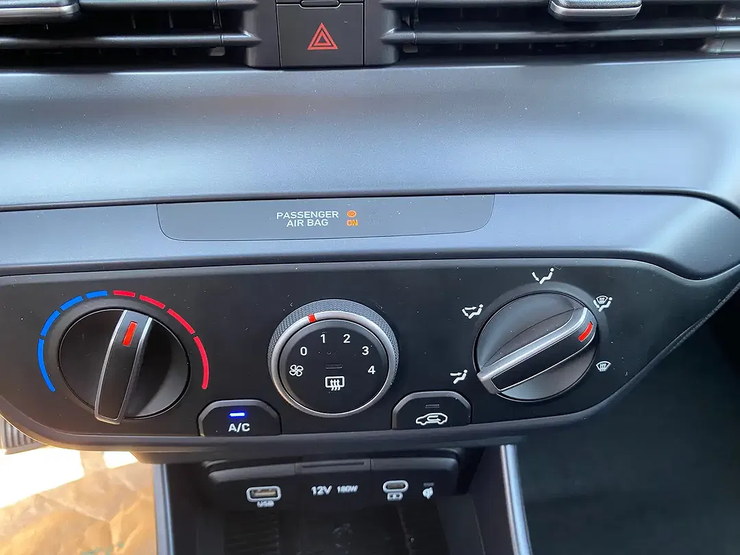 Hyundai i20 - Thumbnail 38
