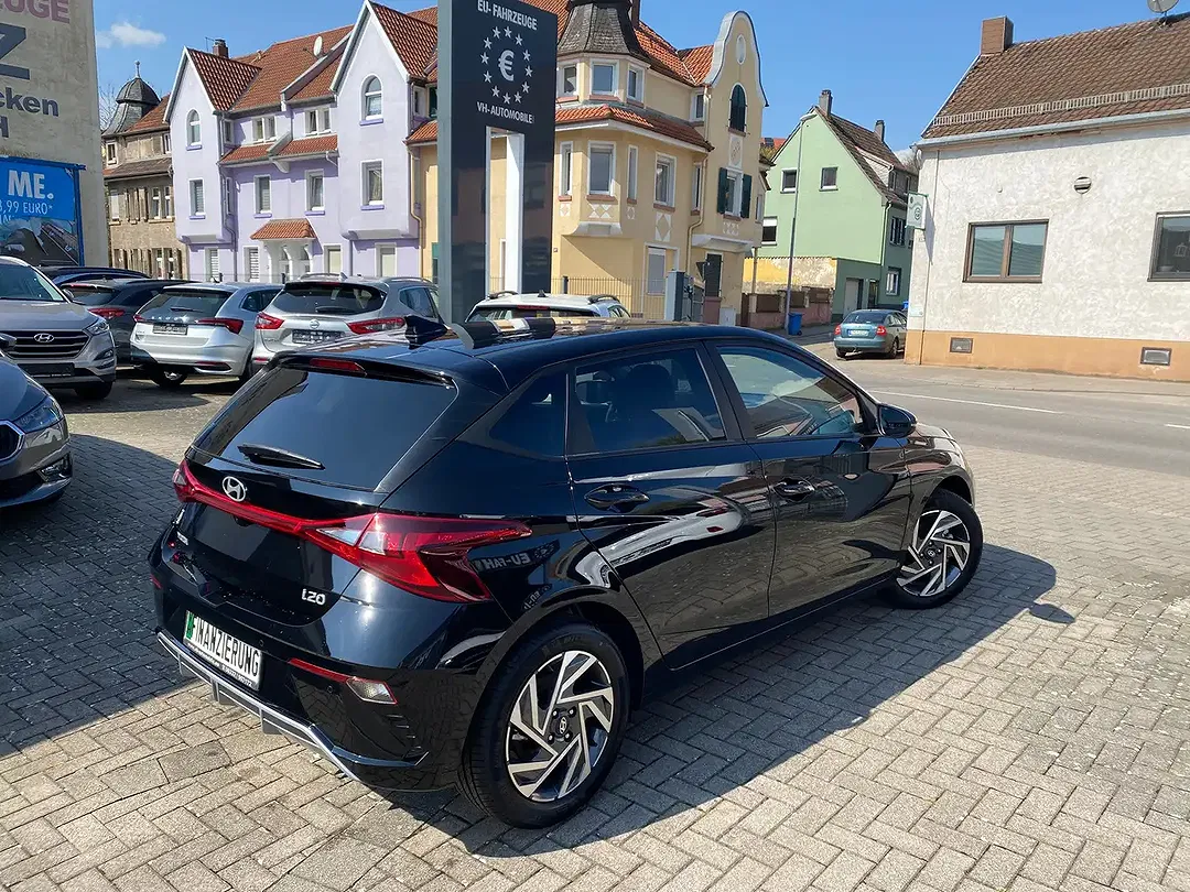 Hyundai i20 - Thumbnail 9