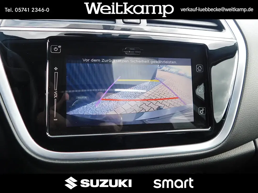Suzuki SX4 S-Cross - Thumbnail 12