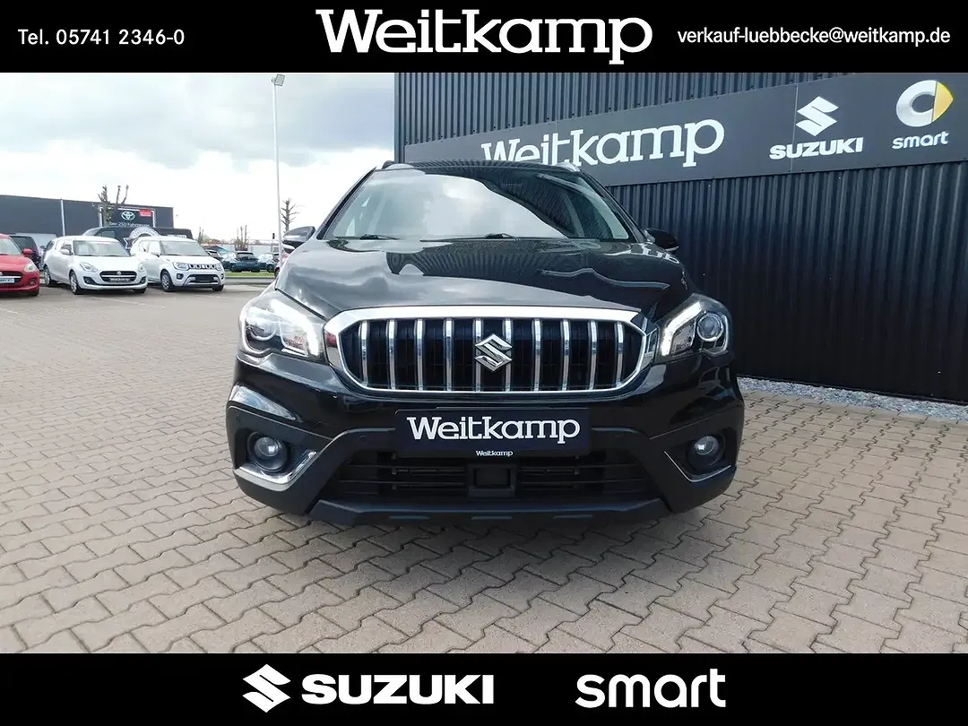 Suzuki SX4 S-Cross - Thumbnail 2