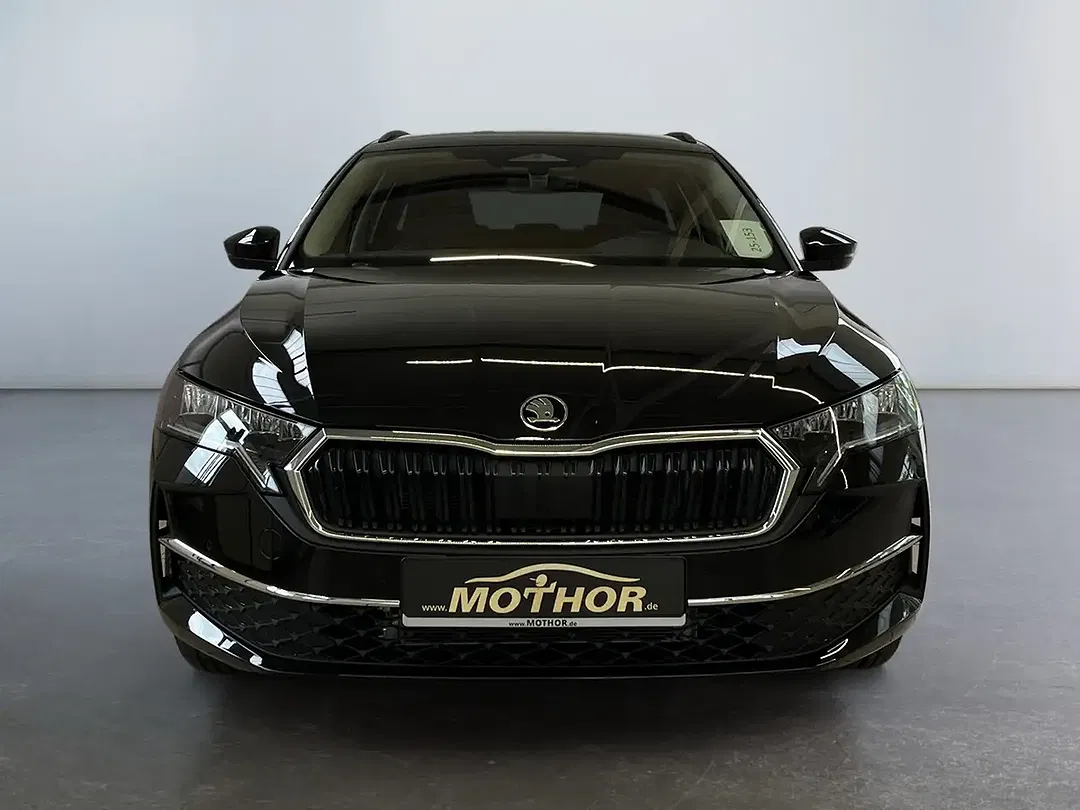 Skoda Octavia - Thumbnail 5