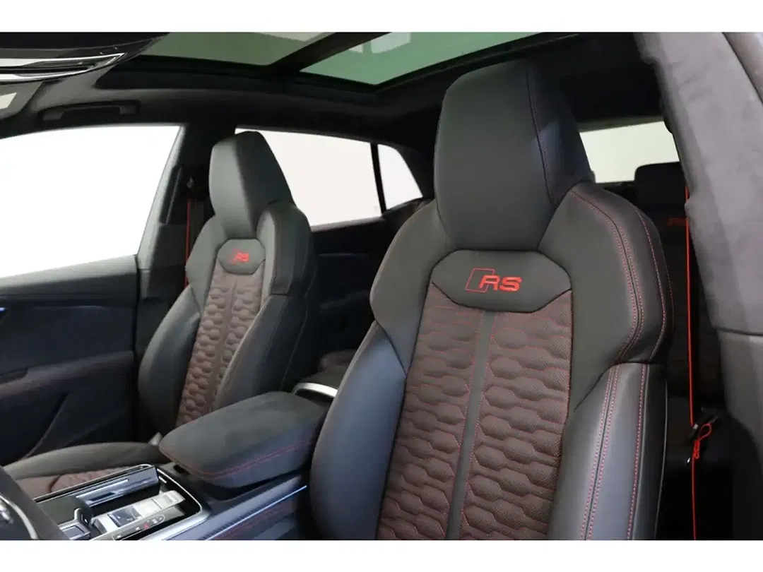 Audi RS Q8 - Thumbnail 9