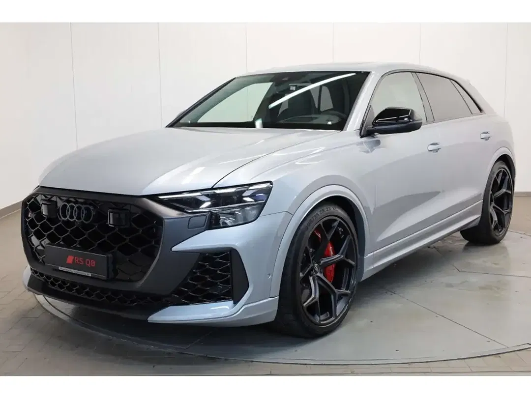 Audi RS Q8 - Thumbnail 1