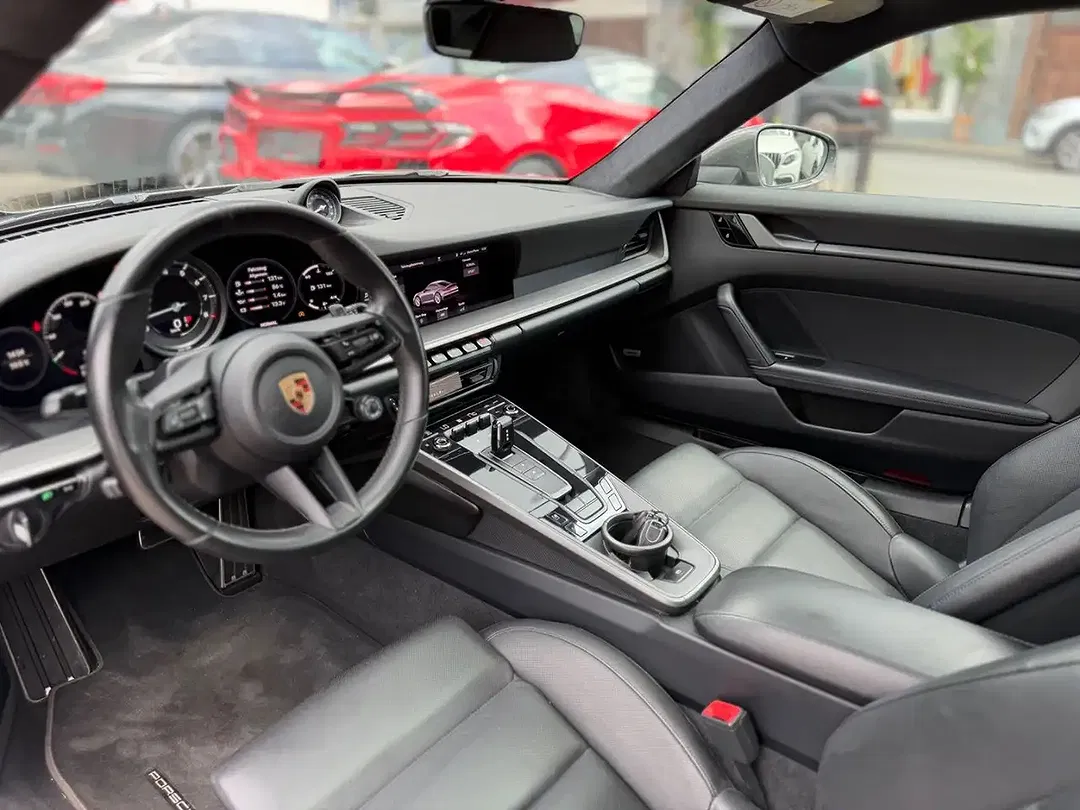 Porsche 992 - Thumbnail 15