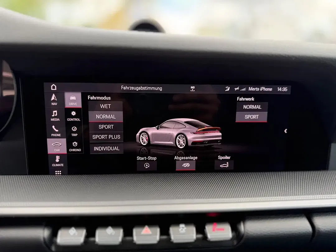 Porsche 992 - Thumbnail 20