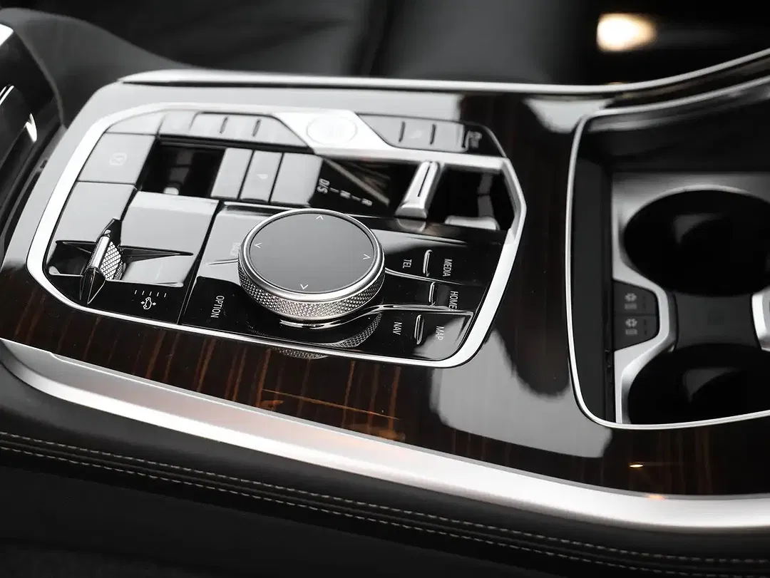 BMW X5 - Thumbnail 12