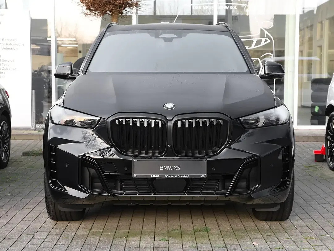 BMW X5 - Thumbnail 3