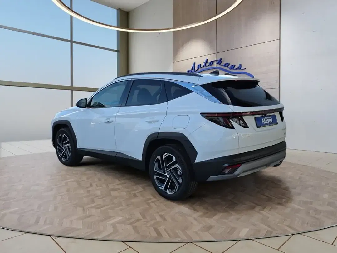Hyundai TUCSON - Thumbnail 3