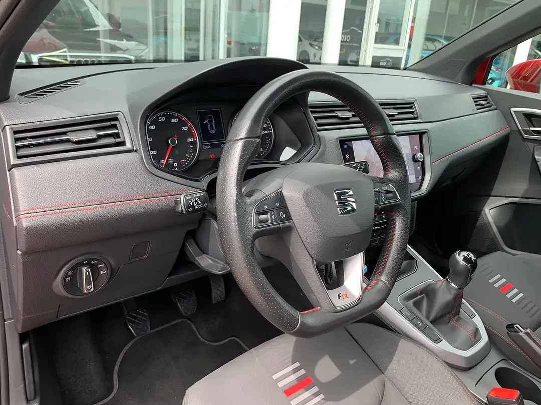 SEAT Arona - Thumbnail 10