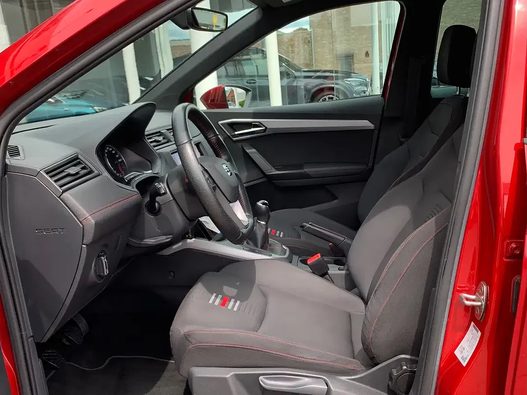SEAT Arona - Thumbnail 11
