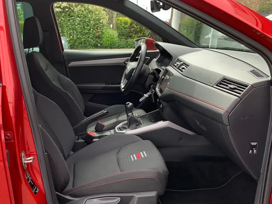 SEAT Arona - Thumbnail 14