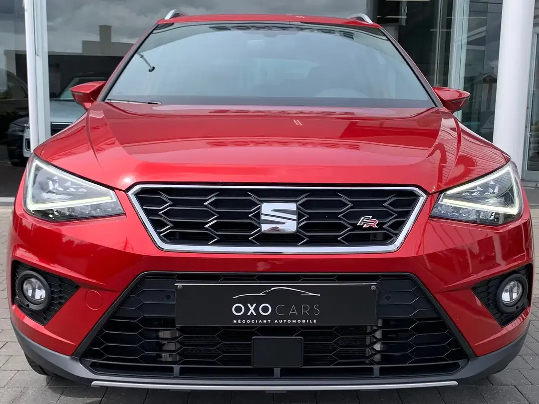 SEAT Arona - Thumbnail 2