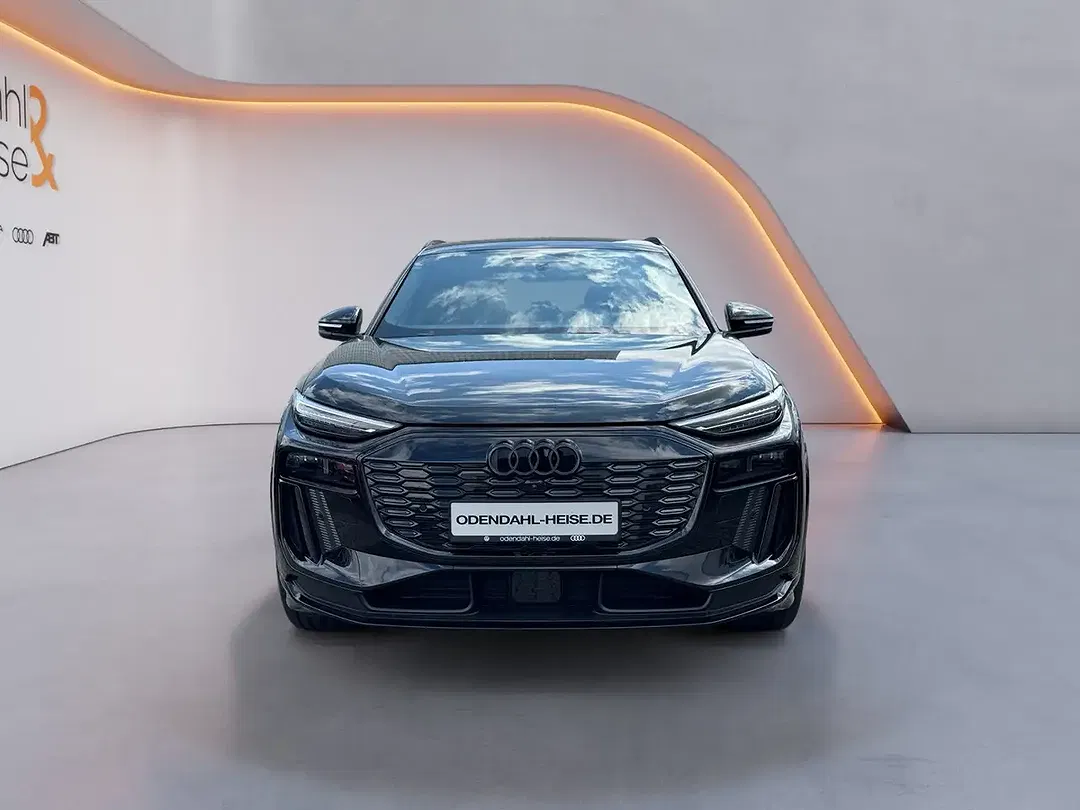 Audi e-tron - Thumbnail 8