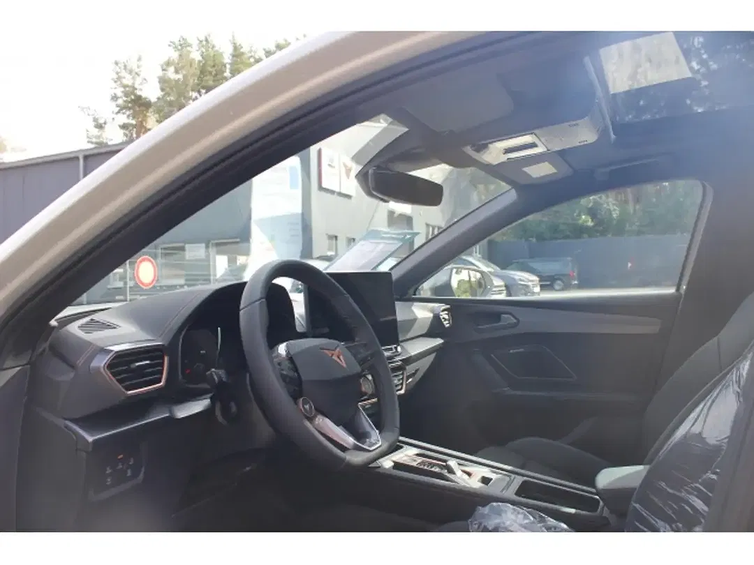 CUPRA Leon - Thumbnail 8
