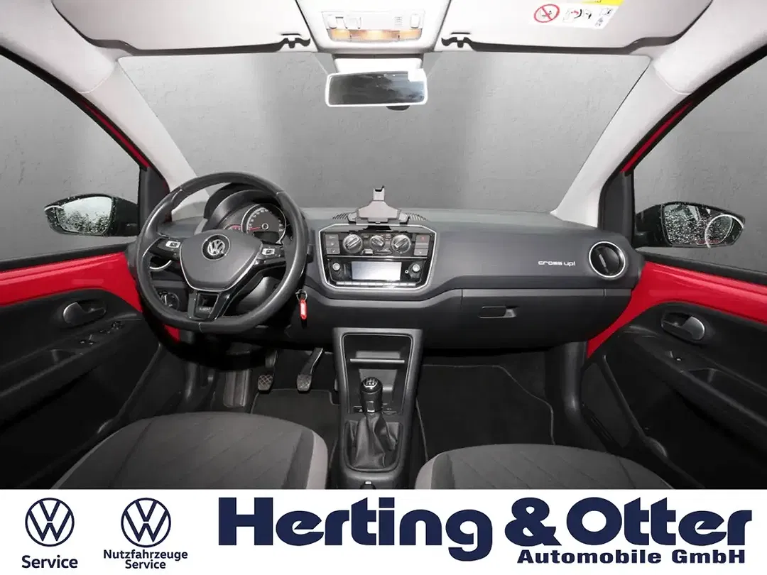 Volkswagen up! - Thumbnail 11