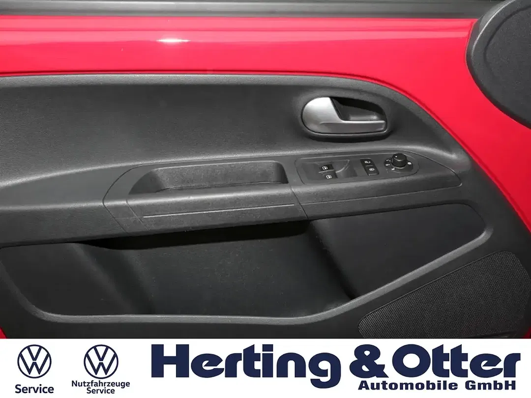 Volkswagen up! - Thumbnail 15