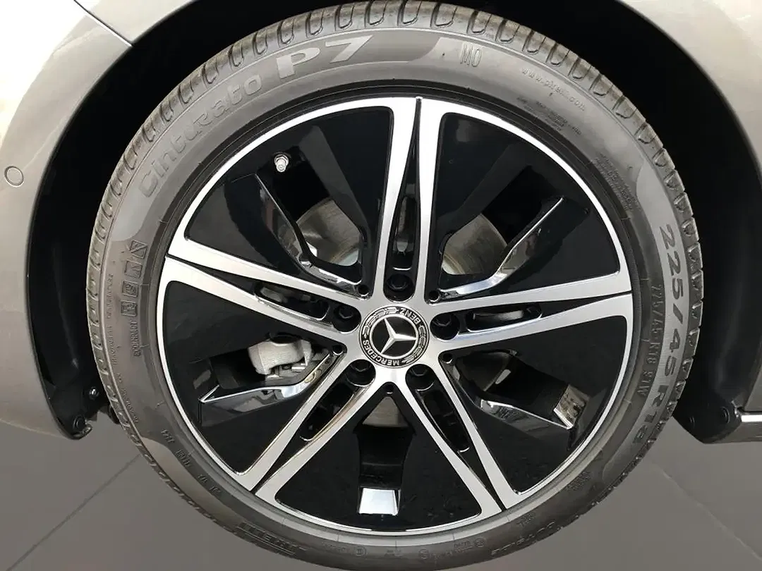 Mercedes-Benz A 200 - Thumbnail 8